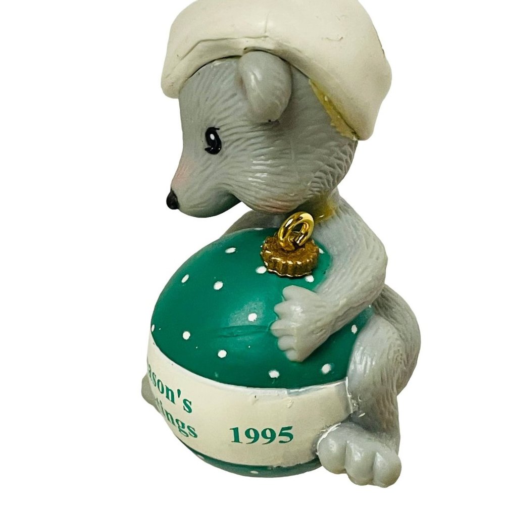 Longs Drugs World Of Christmas Mouse Ornament Limited Edition 1995 2 1/4"‎